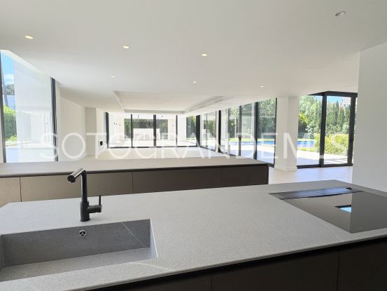 5 bedrooms Sotogrande Costa villa | Miranda Properties