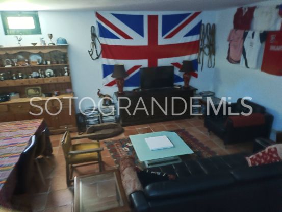 Villa en Zona F | Miranda Properties