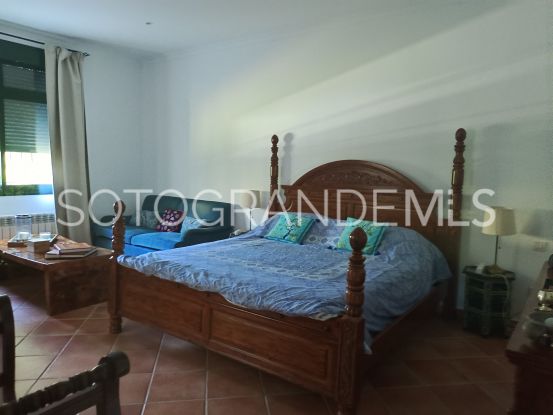 Villa en Zona F | Miranda Properties
