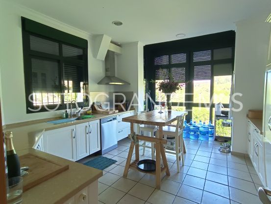Villa en Zona F | Miranda Properties