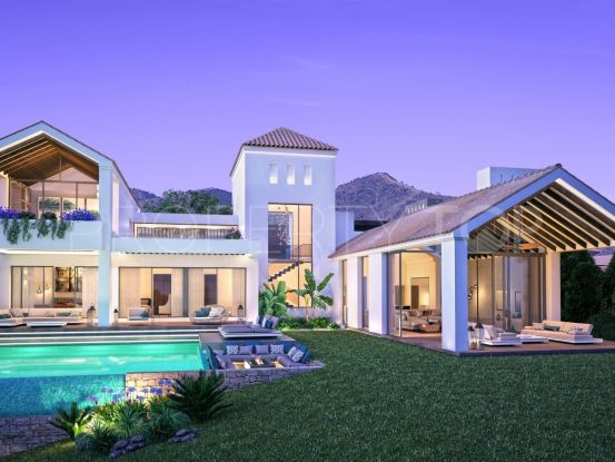 Comprar villa en La Resina Golf, Estepona | Svefors Realty