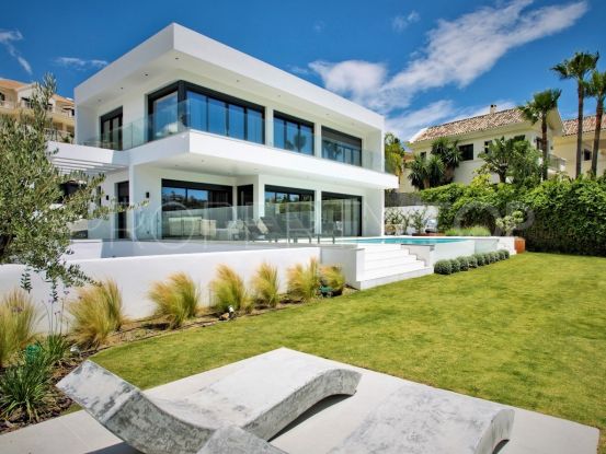 Buy villa in La Alqueria with 5 bedrooms | Svefors Realty