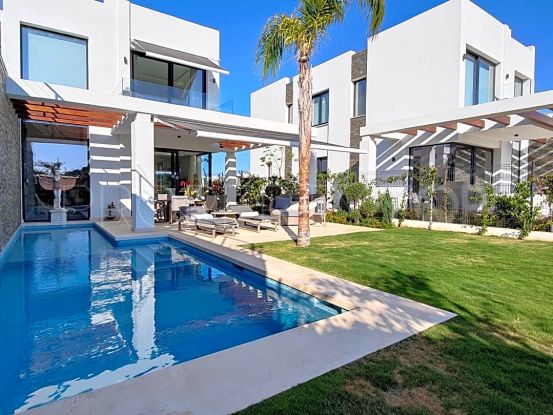 5 bedrooms Cabopino semi detached villa for sale | Prime Realty Marbella