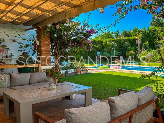 Villa in Zona B with 5 bedrooms | Rob Laver Property Consultants