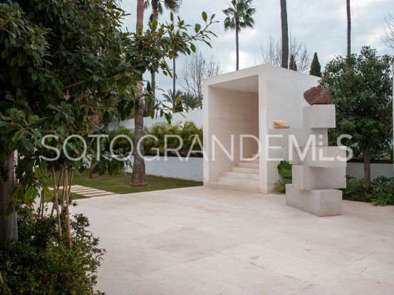 Villa in Kings & Queens | Rob Laver Property Consultants