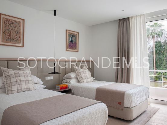 Villa in Kings & Queens | Rob Laver Property Consultants