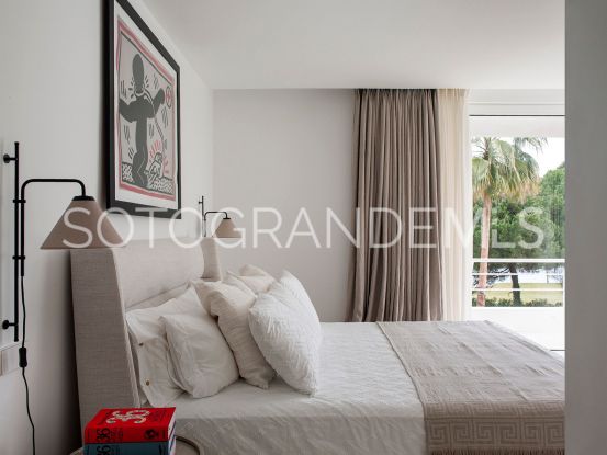 Villa in Kings & Queens | Rob Laver Property Consultants