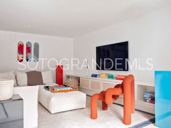 Villa in Kings & Queens | Rob Laver Property Consultants