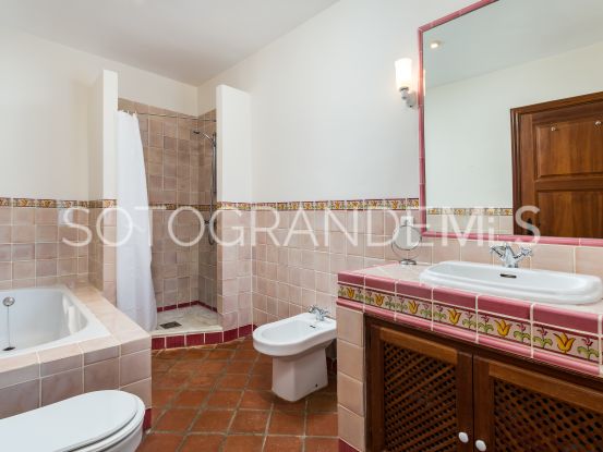 For sale 6 bedrooms villa in Zona F, Sotogrande Alto | Rob Laver Property Consultants