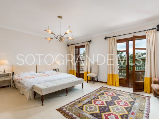 For sale 6 bedrooms villa in Zona F, Sotogrande Alto | Rob Laver Property Consultants
