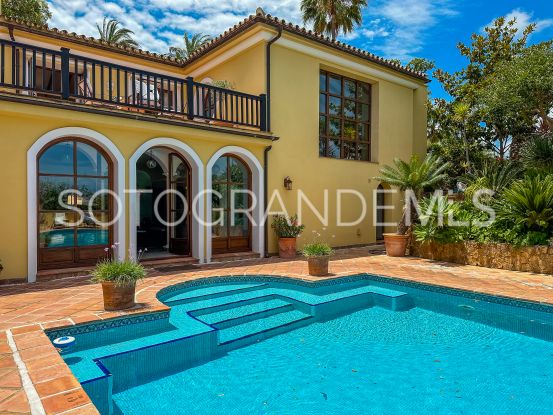 Sotogrande Alto Central, villa con 6 dormitorios a la venta | Rob Laver Property Consultants
