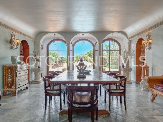 Sotogrande Alto Central, villa con 6 dormitorios a la venta | Rob Laver Property Consultants