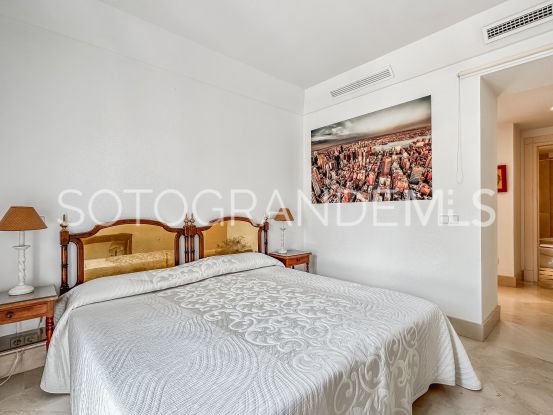Apartamento en venta en Ribera de la Tenca de 2 dormitorios | Sotogrande Villas Sales
