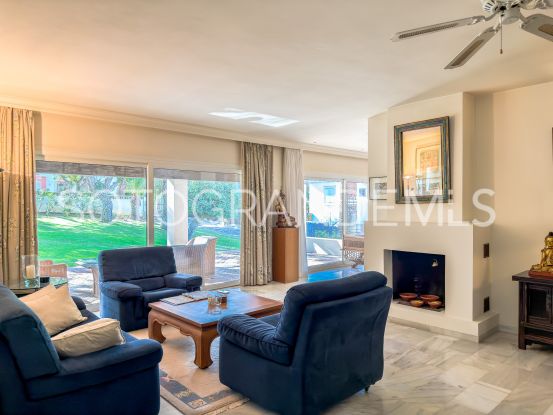 Villa a la venta con 3 dormitorios en Zona C, Sotogrande Alto | Rob Laver Property Consultants