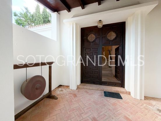 Villa a la venta con 3 dormitorios en Zona C, Sotogrande Alto | Rob Laver Property Consultants