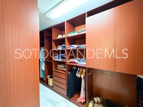 Villa a la venta con 3 dormitorios en Zona C, Sotogrande Alto | Rob Laver Property Consultants