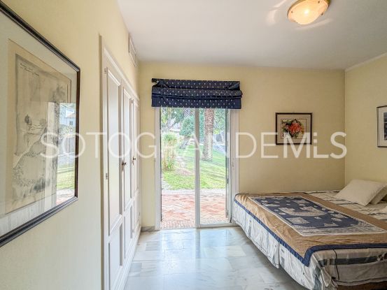 Villa a la venta con 3 dormitorios en Zona C, Sotogrande Alto | Rob Laver Property Consultants