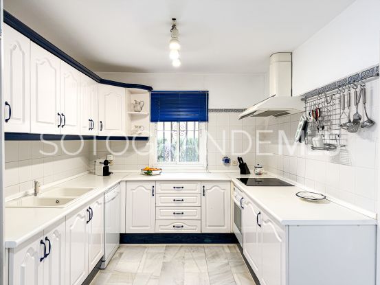 Villa a la venta con 3 dormitorios en Zona C, Sotogrande Alto | Rob Laver Property Consultants