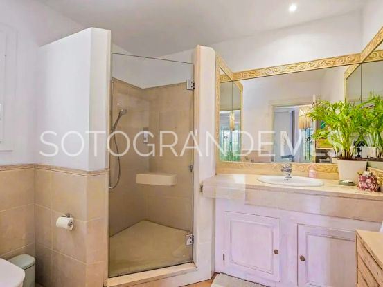 Villa con 4 dormitorios en Zona F, Sotogrande Alto | Rob Laver Property Consultants