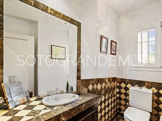 Villa con 4 dormitorios en Zona F, Sotogrande Alto | Rob Laver Property Consultants