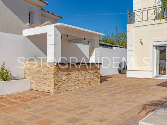 Buy Torreguadiaro villa with 5 bedrooms | Coast Estates Sotogrande