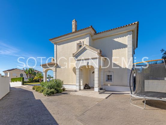 Buy Torreguadiaro villa with 5 bedrooms | Coast Estates Sotogrande