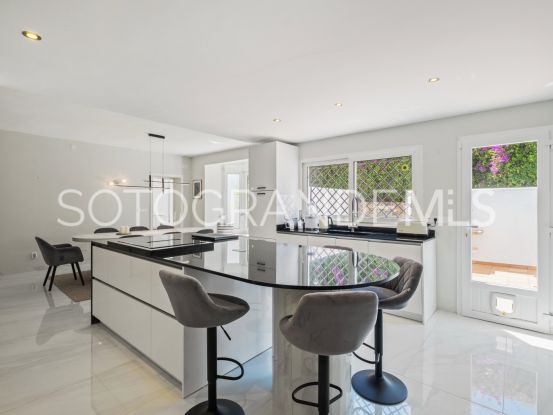 Buy villa in Sotogrande Costa with 7 bedrooms | Coast Estates Sotogrande