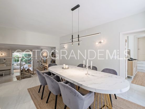 Buy villa in Sotogrande Costa with 7 bedrooms | Coast Estates Sotogrande