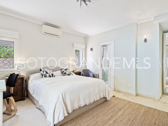 Buy villa in Sotogrande Costa with 7 bedrooms | Coast Estates Sotogrande