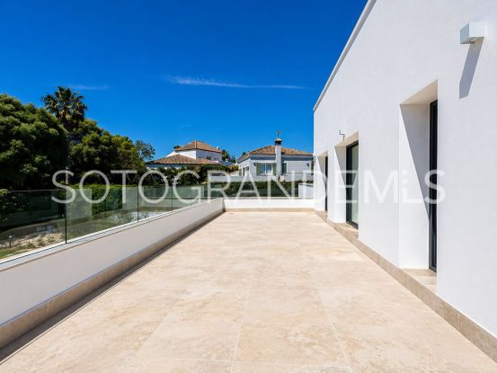 Sotogrande Costa, villa en venta | Coast Estates Sotogrande