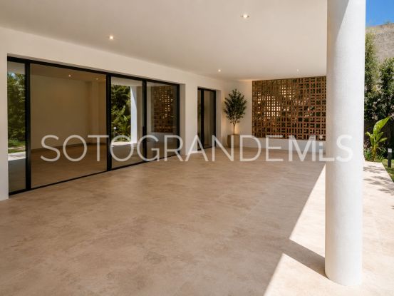 Sotogrande Costa, villa en venta | Coast Estates Sotogrande