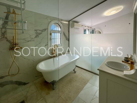 Se vende villa en Zona C, Sotogrande Alto | Coast Estates Sotogrande