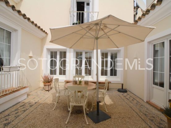 Buy villa with 4 bedrooms in Sotogrande Alto | Coast Estates Sotogrande