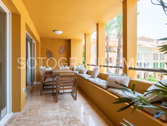 Apartamento con 2 dormitorios en Sotogrande Puerto Deportivo | Coast Estates Sotogrande