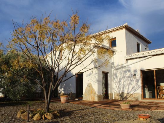 For sale country house with 3 bedrooms in Casarabonela | Henger Real Estate