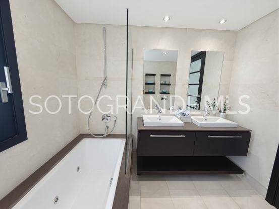 For sale duplex penthouse in Hacienda de Valderrama with 2 bedrooms | Open Frontiers