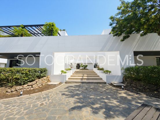 For sale duplex penthouse in Hacienda de Valderrama with 2 bedrooms | Open Frontiers