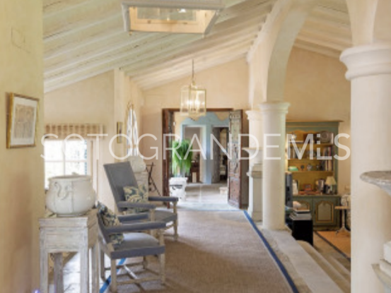 Se vende villa en Zona E de 9 dormitorios | Open Frontiers