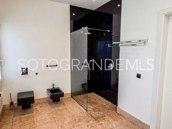 For sale villa with 5 bedrooms in Zona M, La Reserva | Open Frontiers