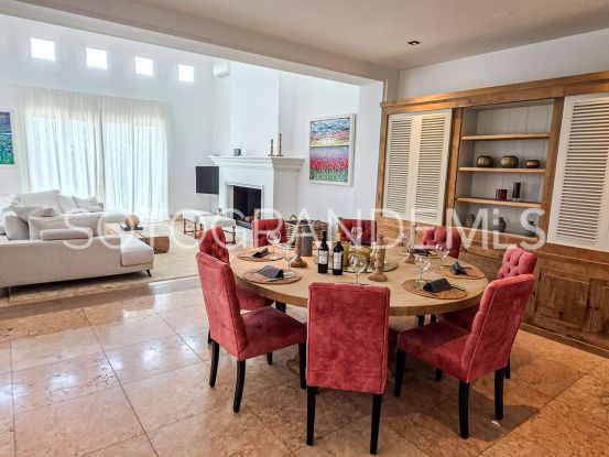 For sale villa with 5 bedrooms in Zona M, La Reserva | Open Frontiers