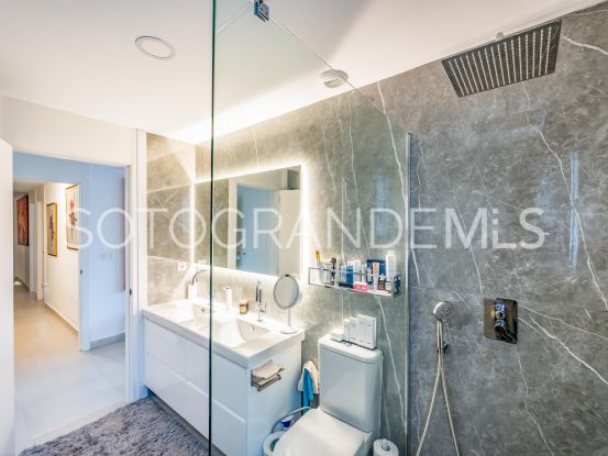For sale ground floor apartment in Senda Chica with 3 bedrooms | Open Frontiers