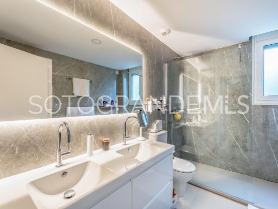 For sale ground floor apartment in Senda Chica with 3 bedrooms | Open Frontiers