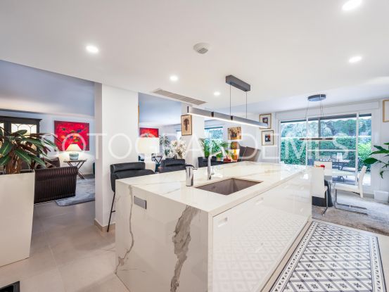 For sale ground floor apartment in Senda Chica with 3 bedrooms | Open Frontiers