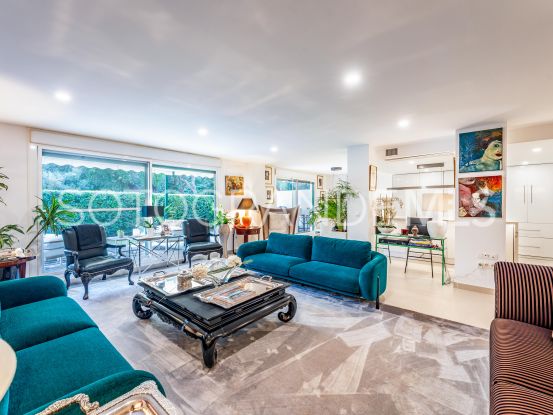 For sale ground floor apartment in Senda Chica with 3 bedrooms | Open Frontiers