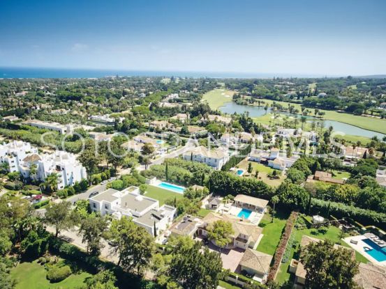 Buy villa in Kings & Queens with 7 bedrooms | Open Frontiers