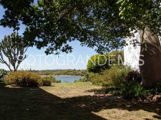 For sale town house with 2 bedrooms in Ribera del Rio, Sotogrande Marina | Open Frontiers