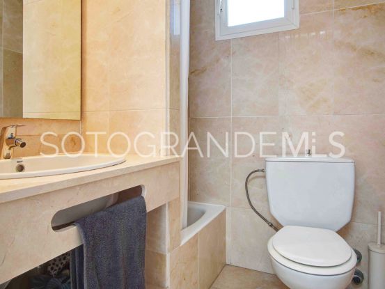 For sale town house with 2 bedrooms in Ribera del Rio, Sotogrande Marina | Open Frontiers