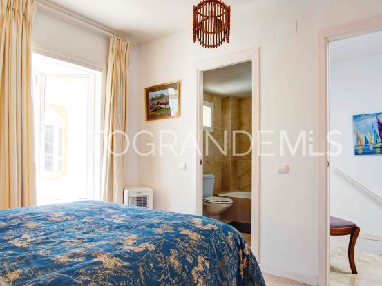 For sale town house with 2 bedrooms in Ribera del Rio, Sotogrande Marina | Open Frontiers