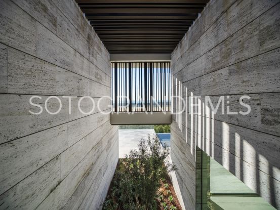 Villa a la venta en La Reserva, Sotogrande | Open Frontiers