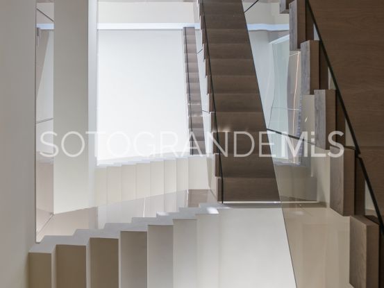 Villa a la venta en La Reserva, Sotogrande | Open Frontiers